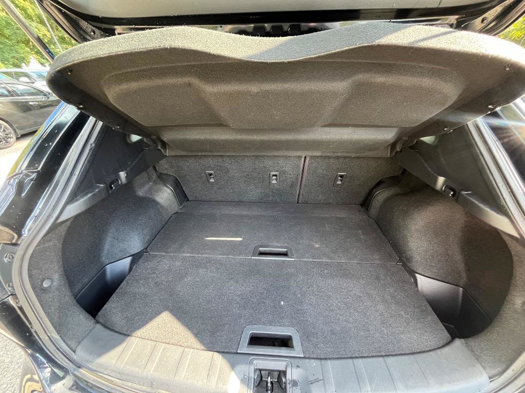 Used 2021 Nissan Rogue Sport SV FWD image 32