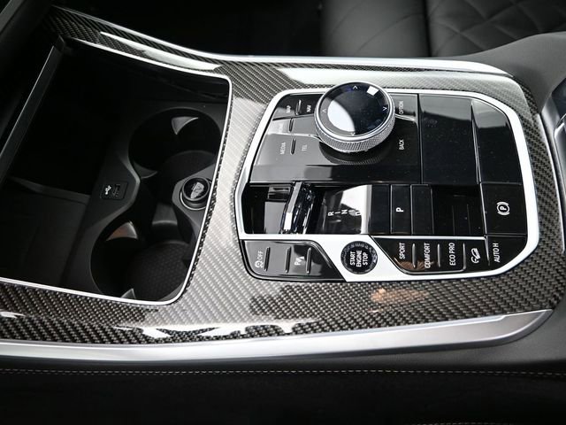 New 2026 BMW X5 M60i image 13