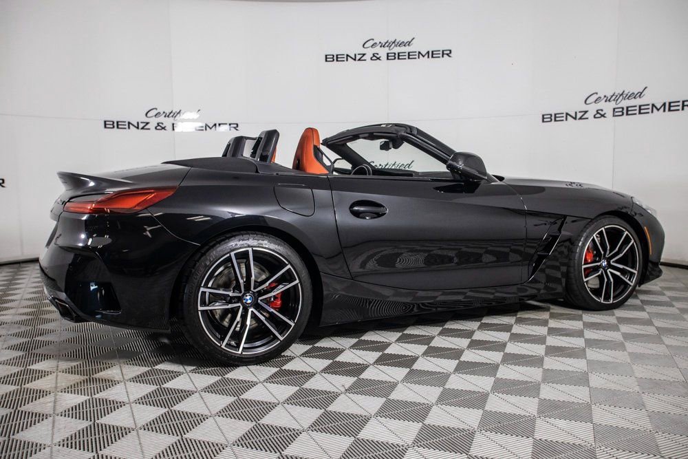 Used 2021 BMW Z4 M40i w/ Shadowloine Package image 6