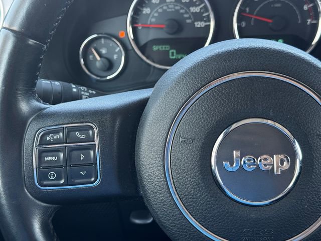 Used 2018 Jeep Wrangler Unlimited Rubicon w/ Cold Weather Group AWD/4WD image 24