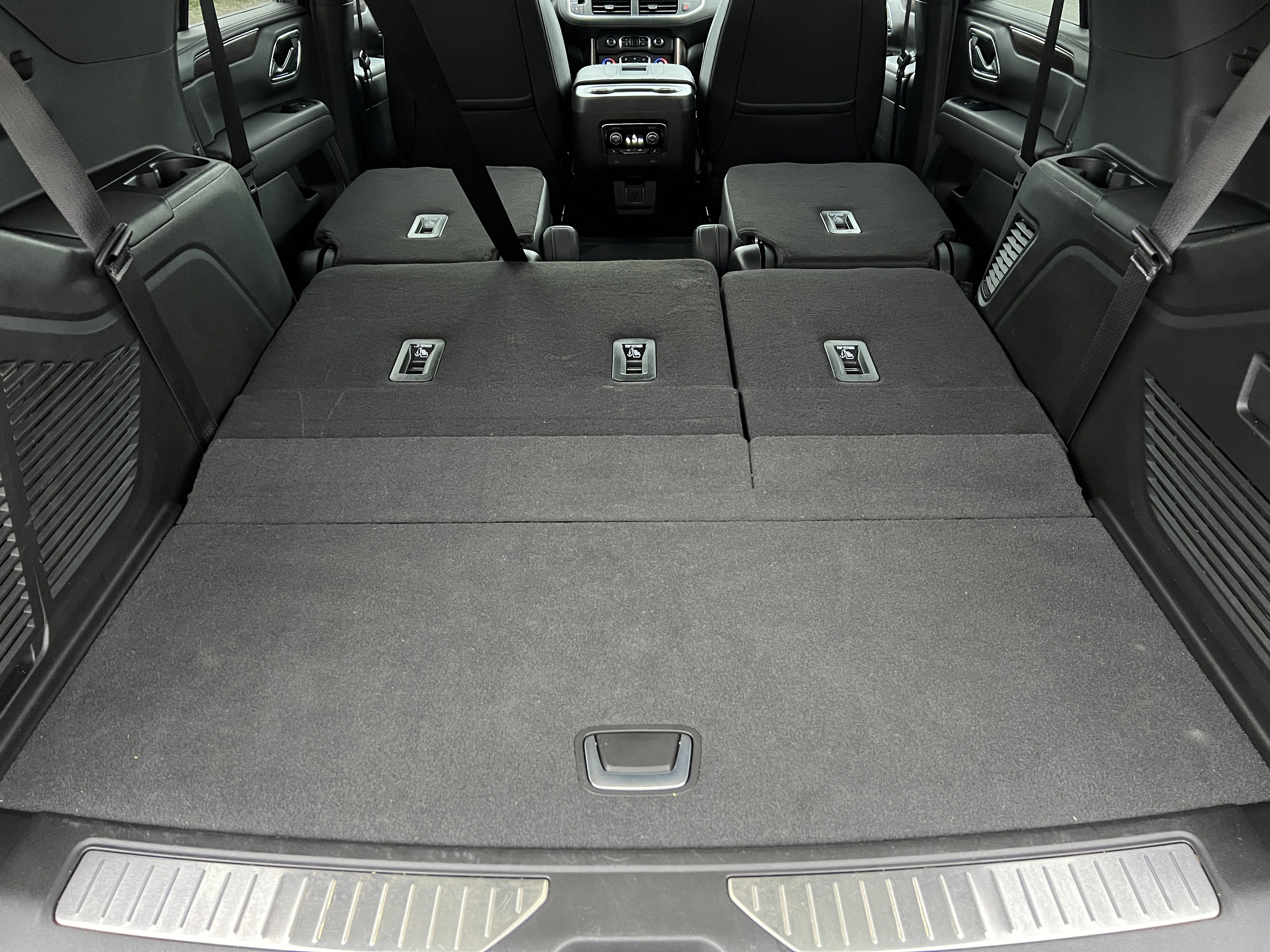 Used 2024 Chevrolet Tahoe High Country image 22