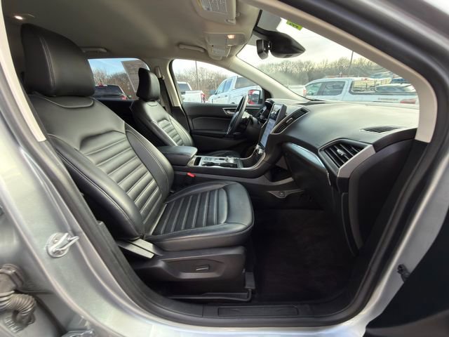 Used 2022 Ford Edge SEL w/ Convenience Package image 9