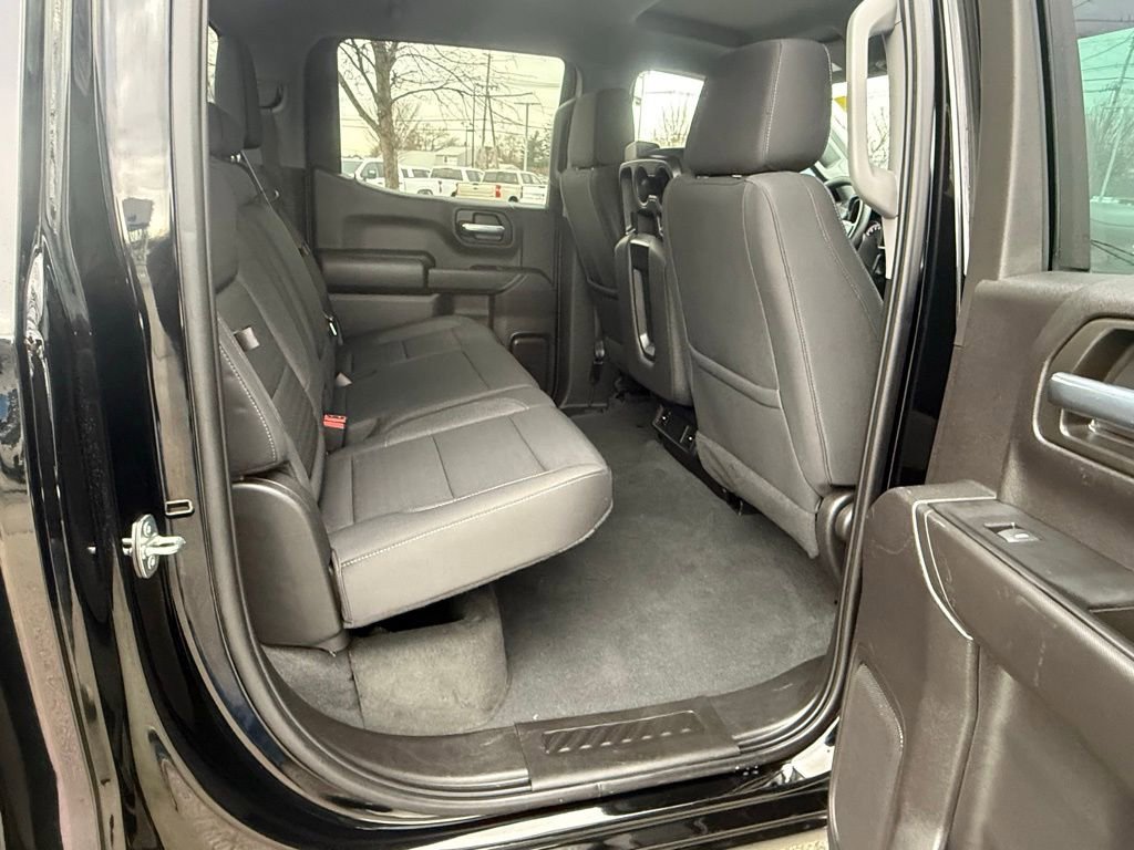 Used 2023 Chevrolet Silverado 1500 Custom image 14