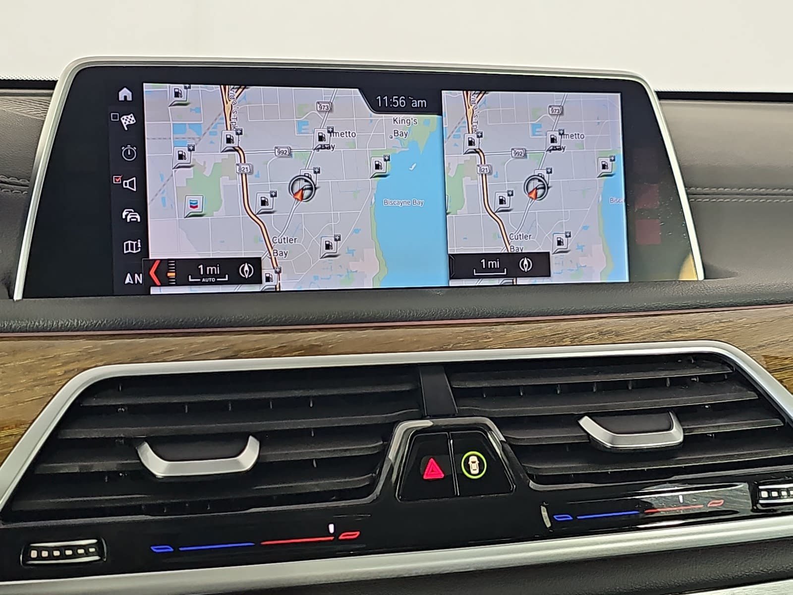 Used 2018 BMW 740i w/ Driver Assistance Package RWD image 22