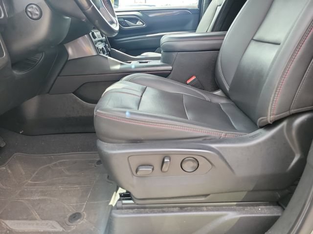 Certified 2022 Chevrolet Suburban RST w/ Luxury Package RWD image 26