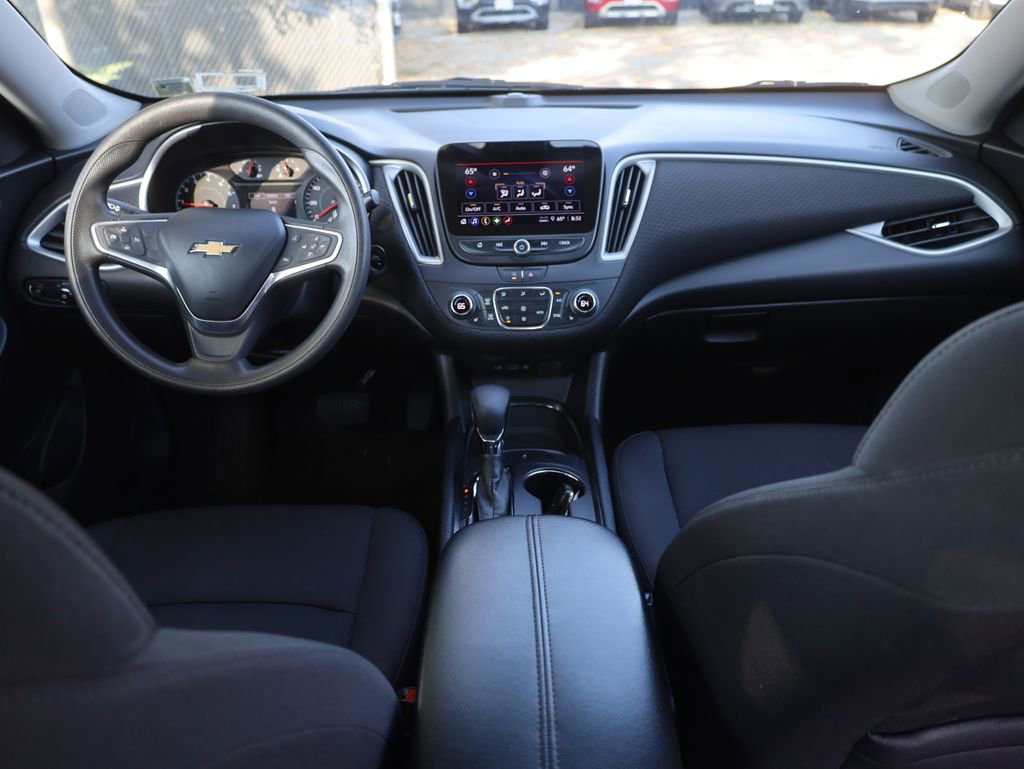 Used 2022 Chevrolet Malibu LT image 23