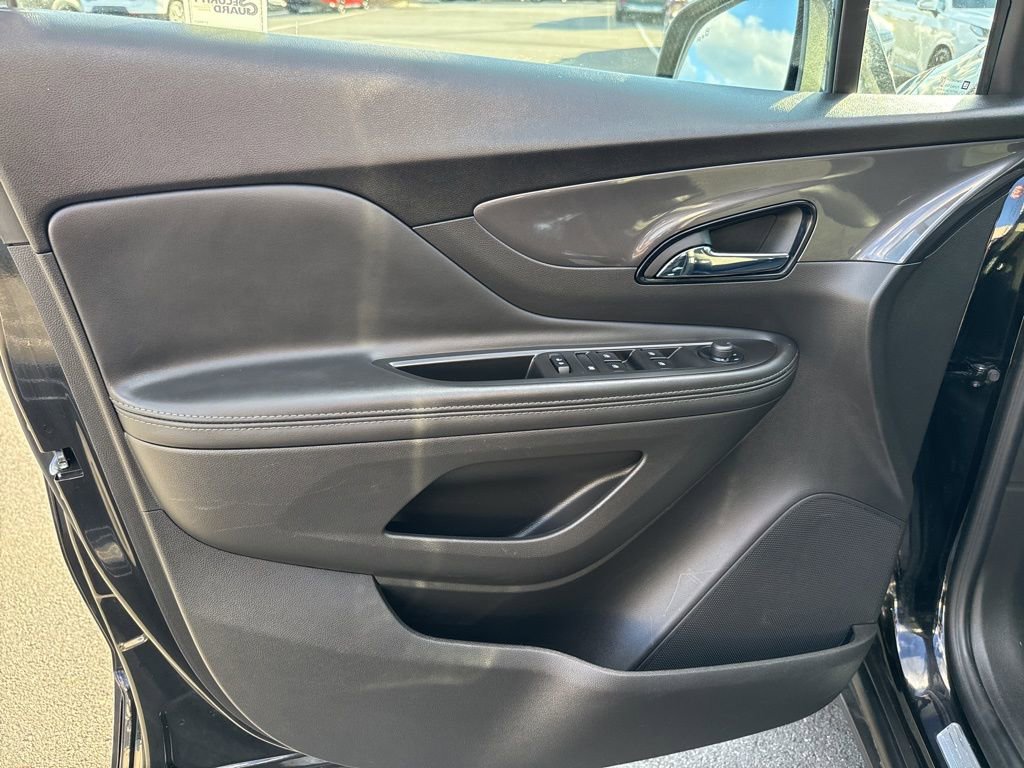 Certified 2022 Buick Encore Preferred w/ Safety Package image 14