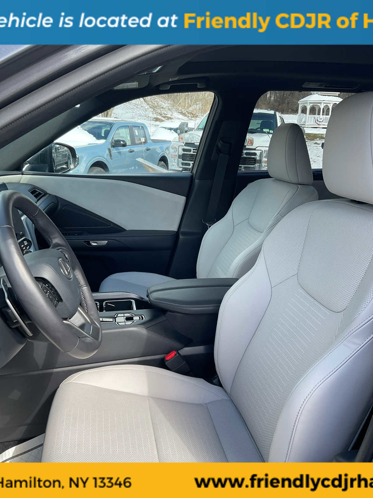 Used 2025 Lexus TX 350 AWD w/ Technology Package image 21