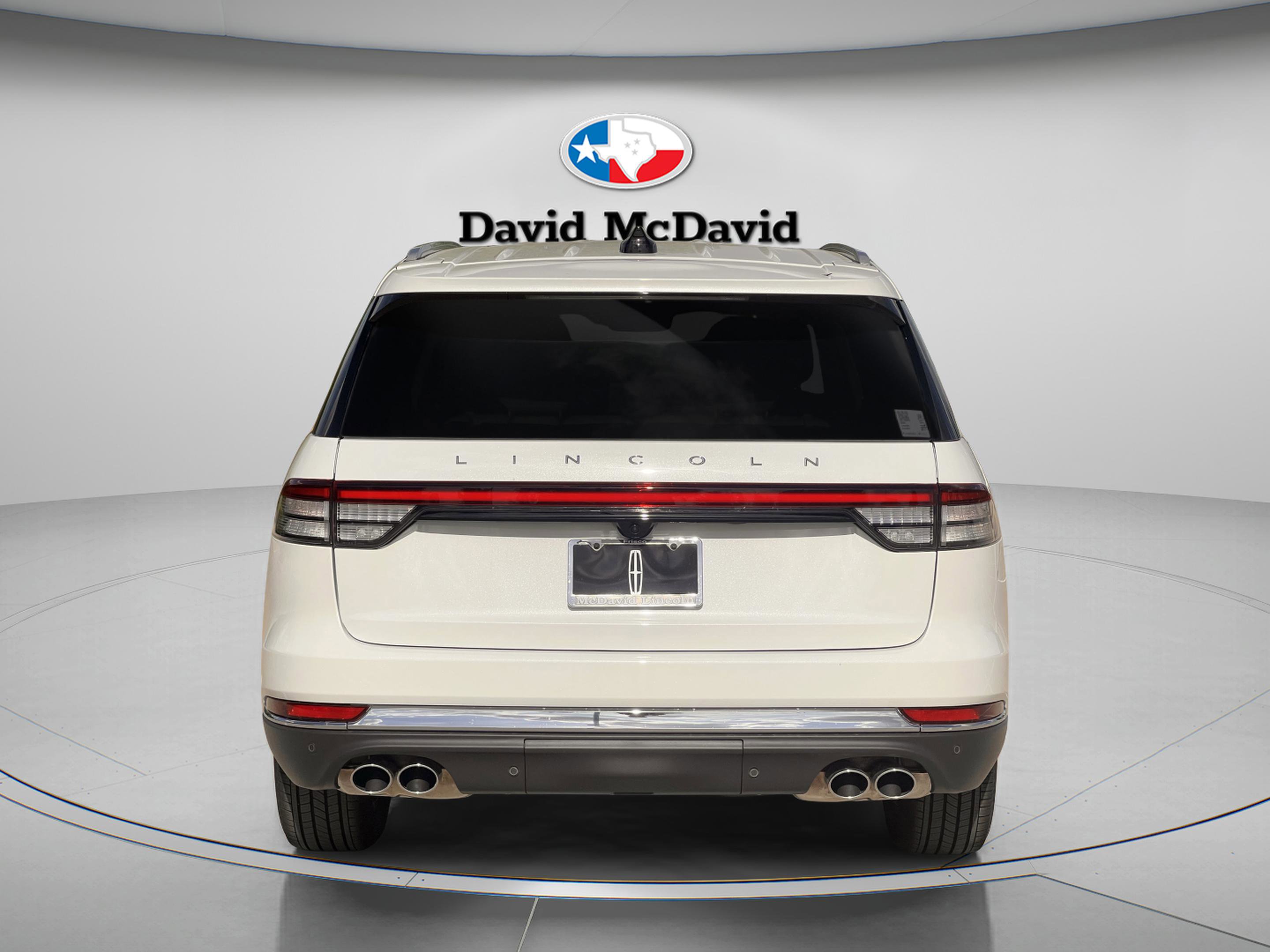 Used 2026 Lincoln Aviator 2WD image 5