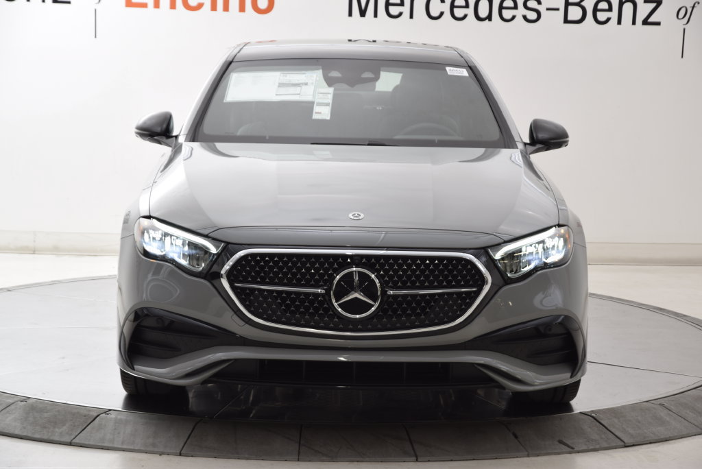 New 2027 Mercedes-Benz E 450 4MATIC Sedan image 9