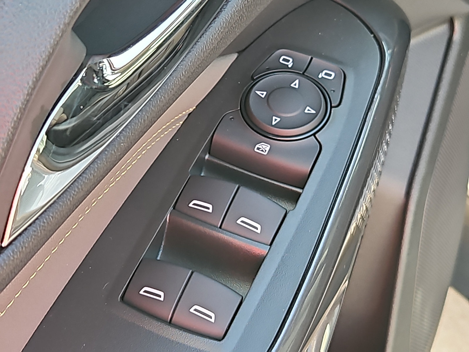 New 2026 Chevrolet Trax ACTIV w/ Sunroof Package FWD image 13
