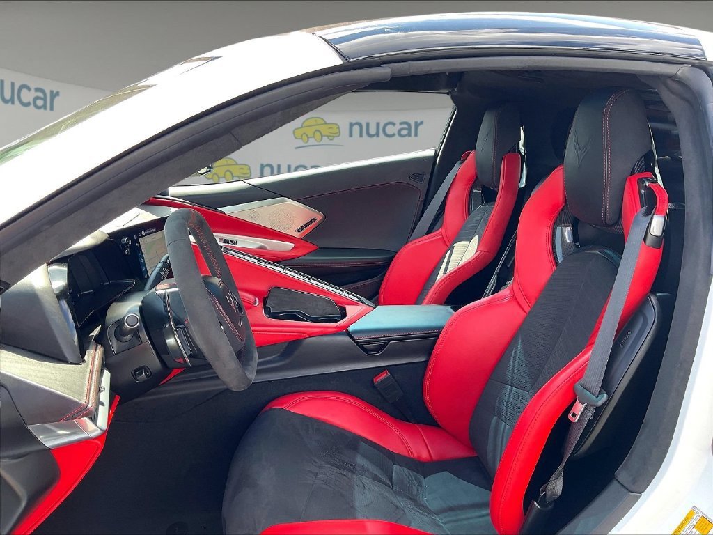 Used 2025 Chevrolet Corvette Stingray Premium Cpe w/ Z51 Performance Package RWD image 10