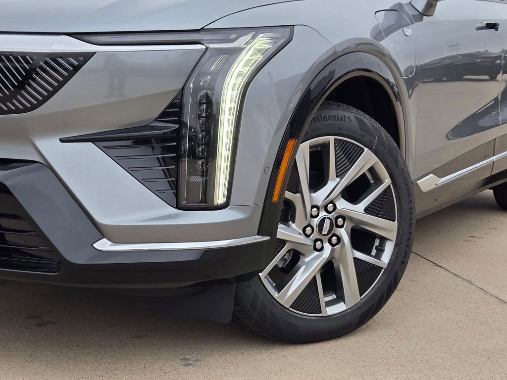 New 2026 Cadillac Optiq Luxury 1 w/ LPO, Floor Liner Package image 7