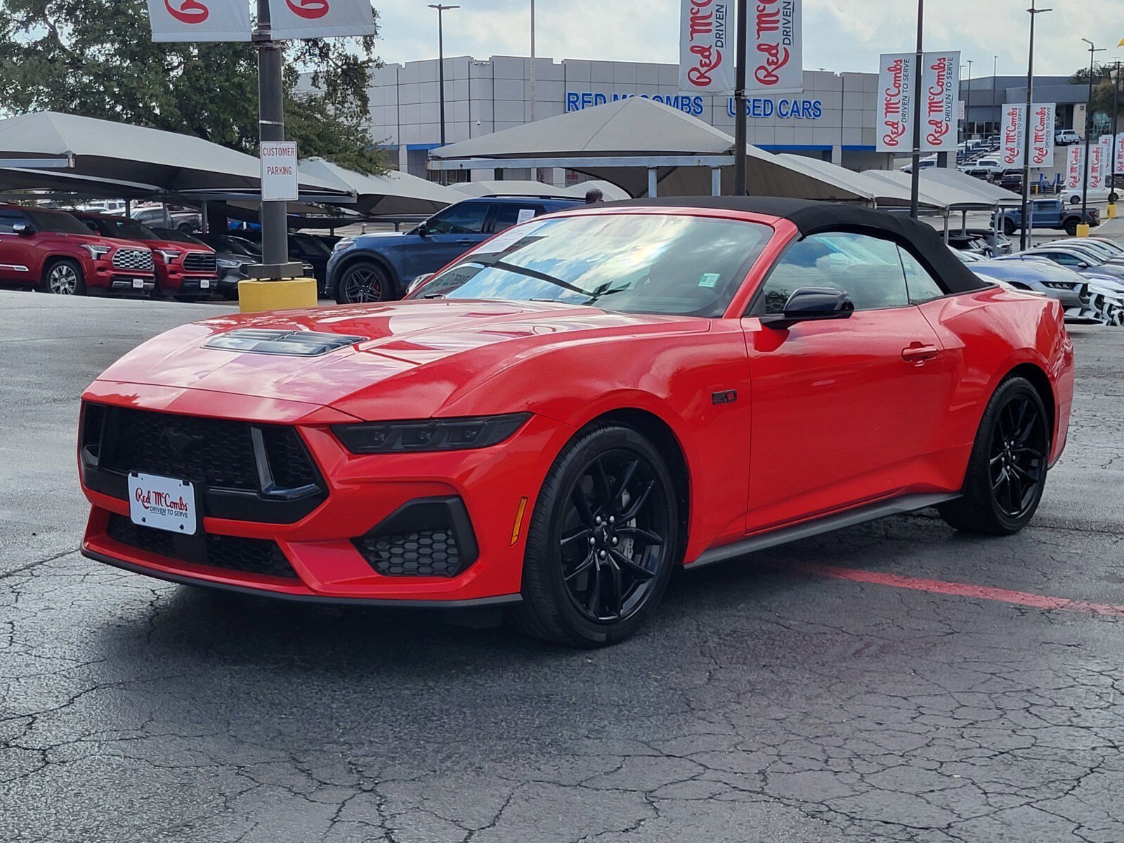 Used 2025 Ford Mustang GT Premium RWD image 7
