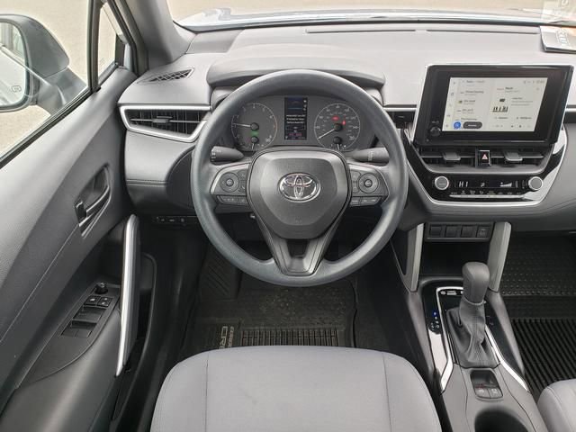 Used 2025 Toyota Corolla Cross AWD Hybrid image 15