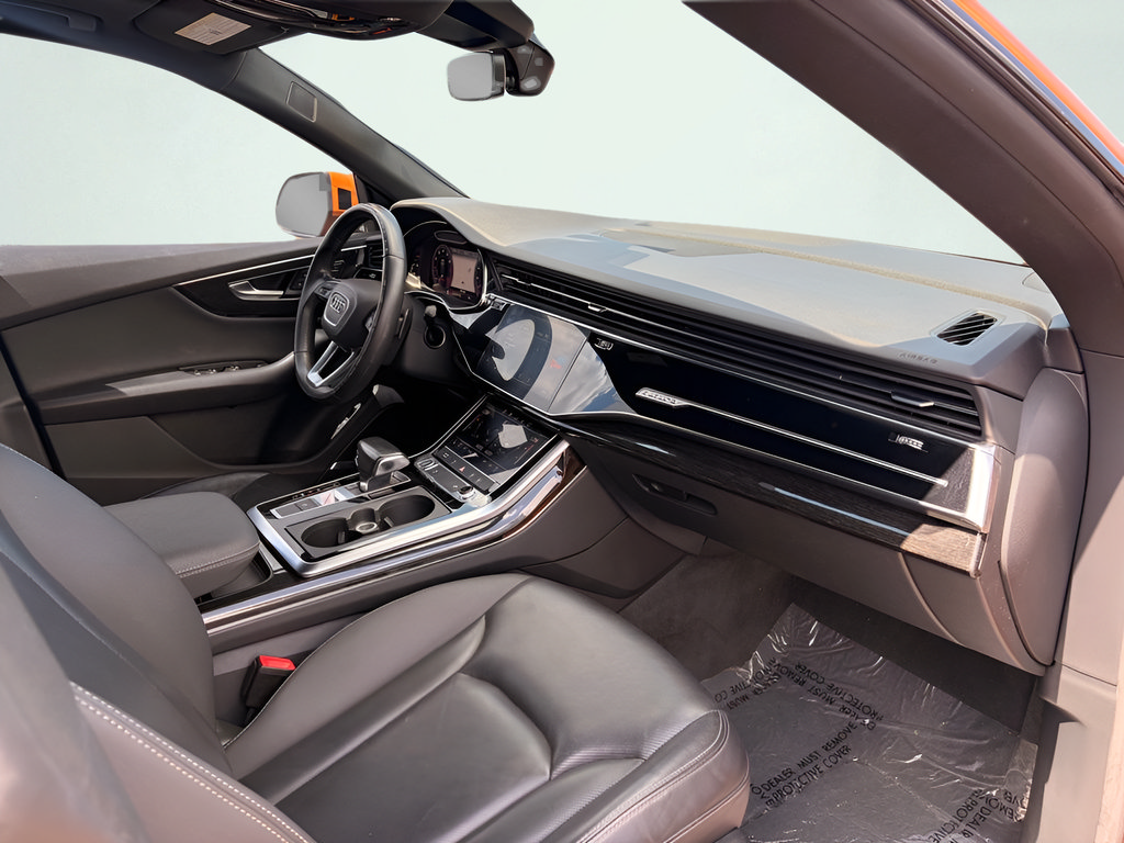 Used 2019 Audi Q8 Premium Plus w/ Premium Plus AWD/4WD image 8