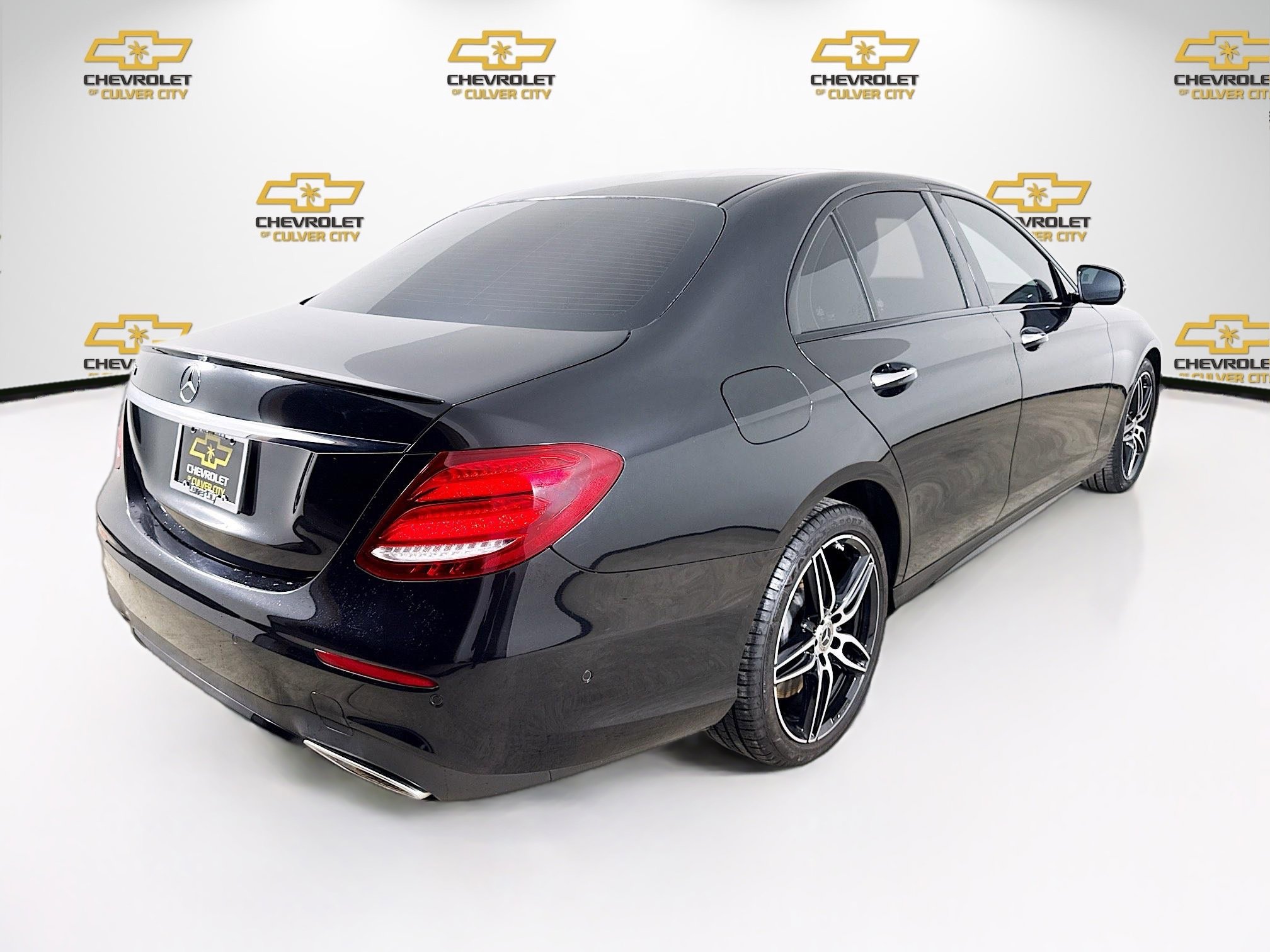 Used 2020 Mercedes-Benz E 450 4MATIC Sedan w/ Parking Assistance Package image 7