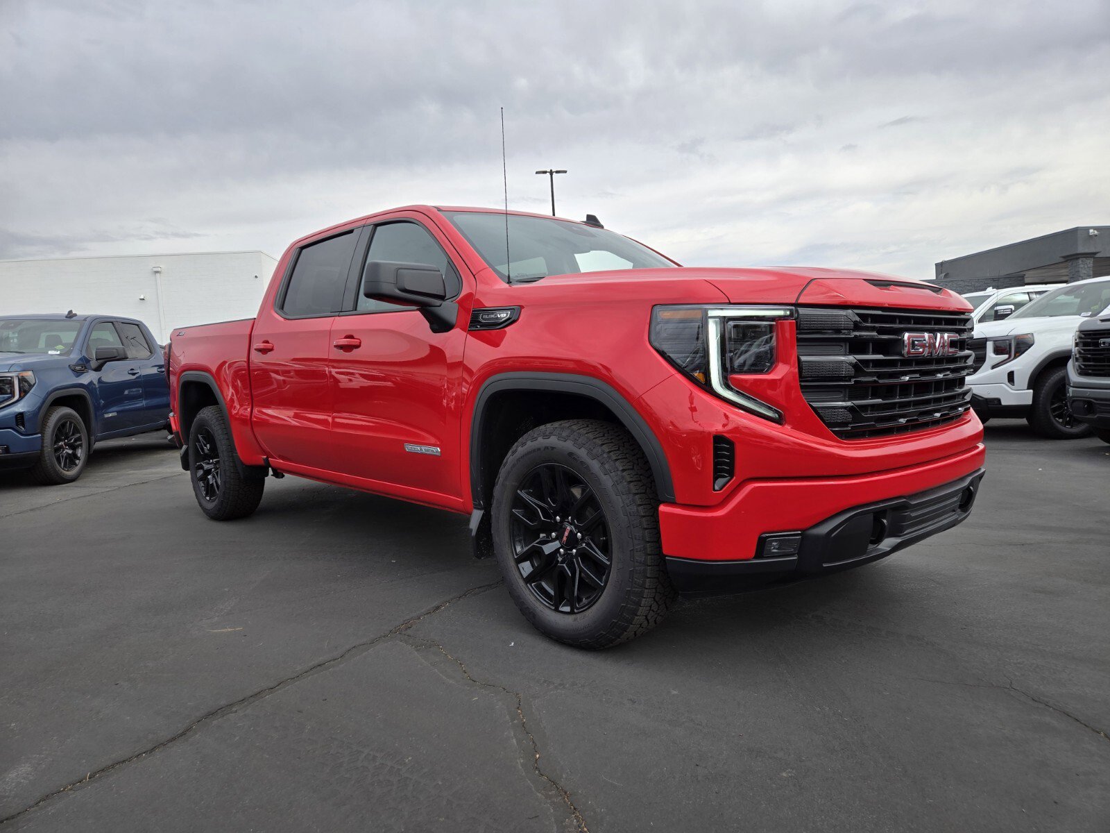 New 2025 GMC Sierra 1500 Elevation