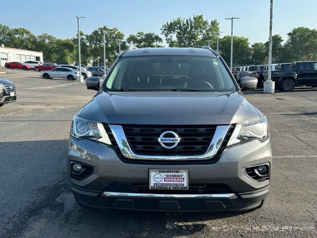 Used 2019 Nissan Pathfinder SL AWD/4WD image 2