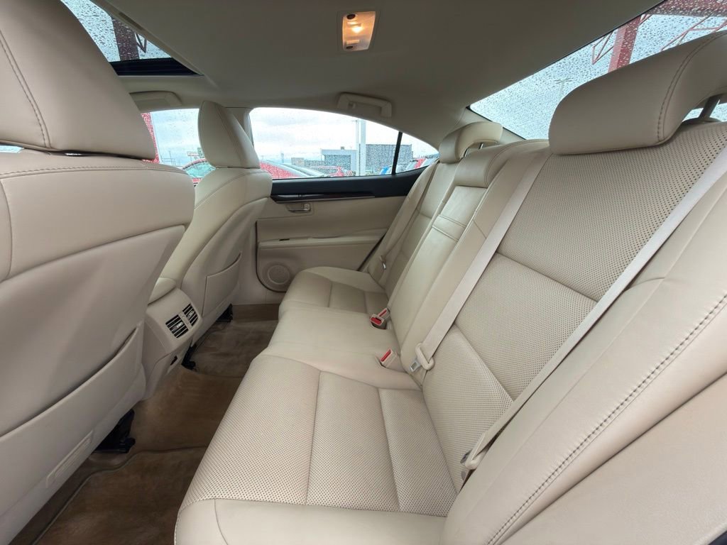 Used 2015 Lexus ES 350 350 w/ Premium Package image 18