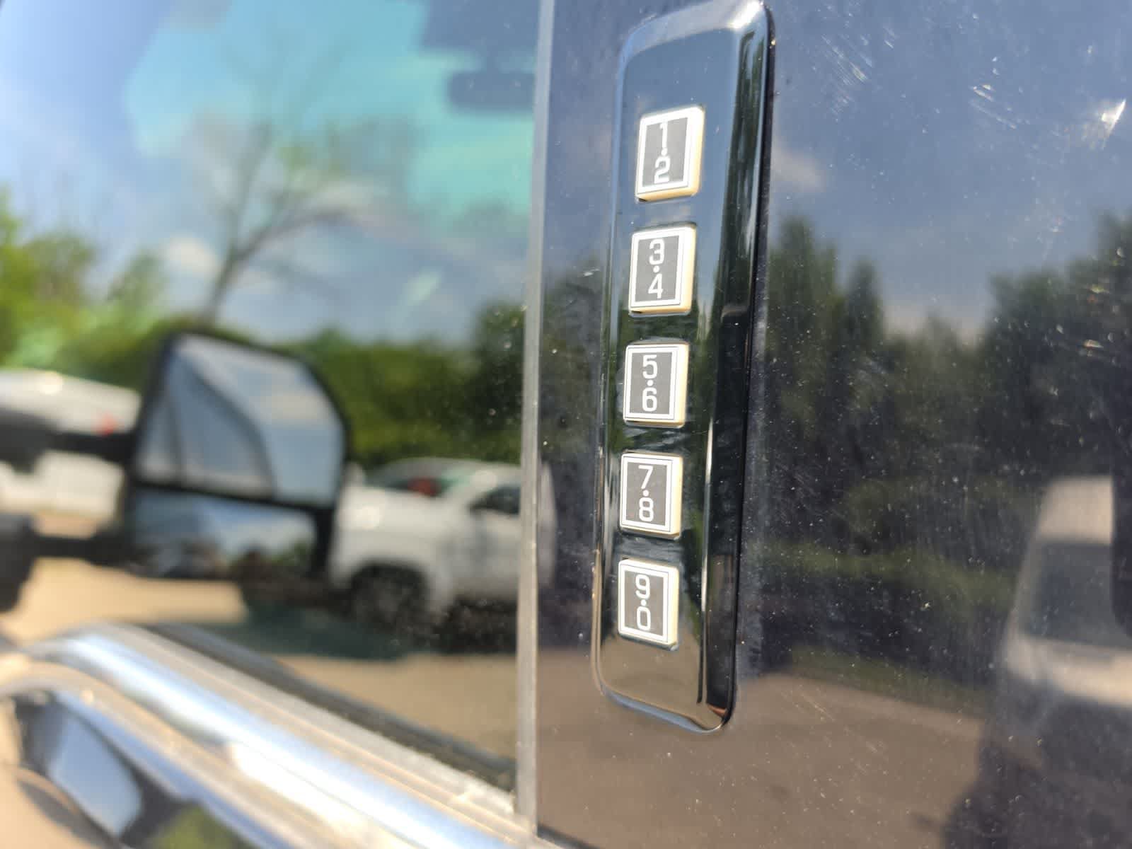 Used 2024 Ford F350 Platinum AWD/4WD image 14