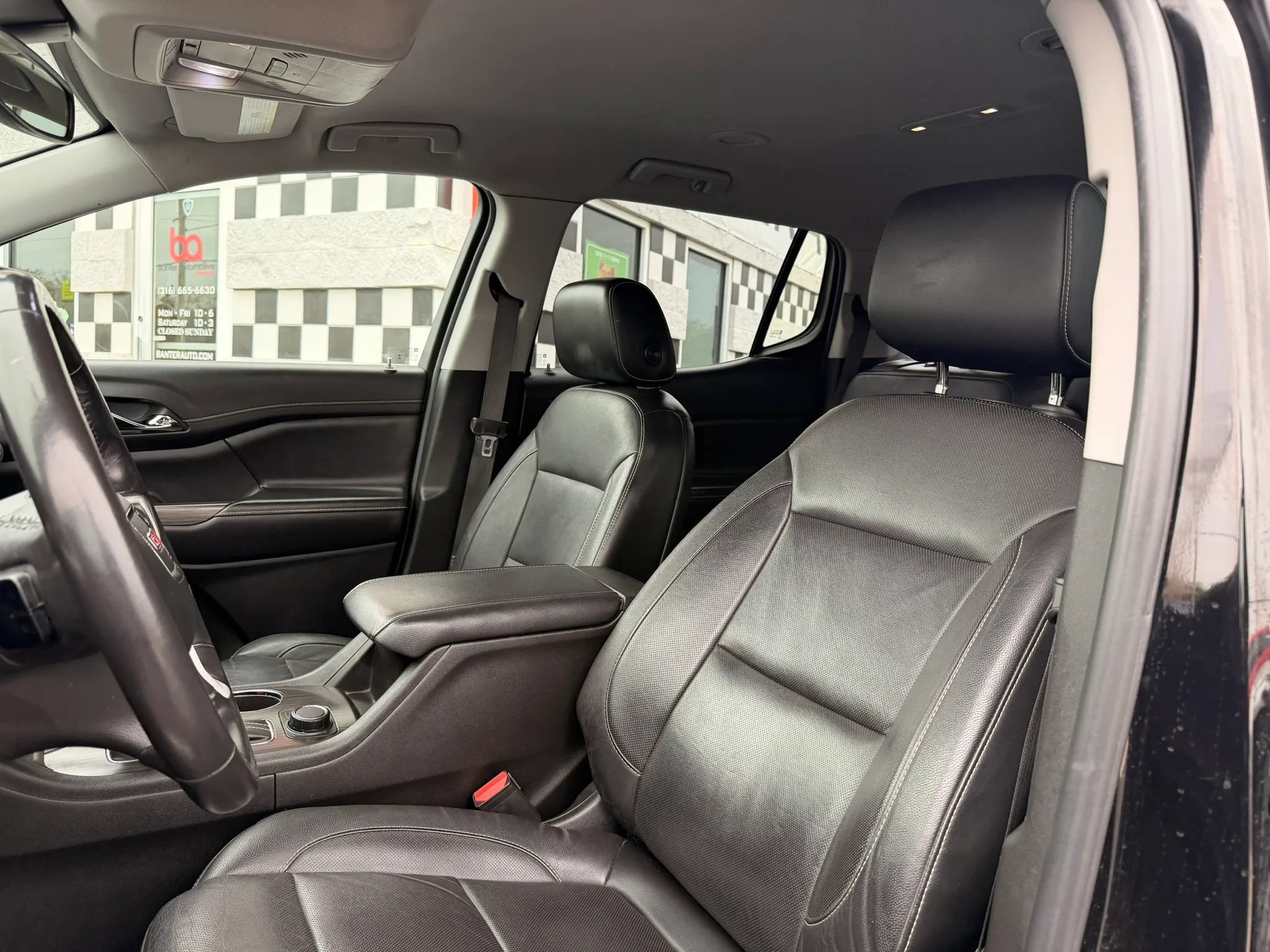 Used 2019 GMC Acadia SLT FWD image 12