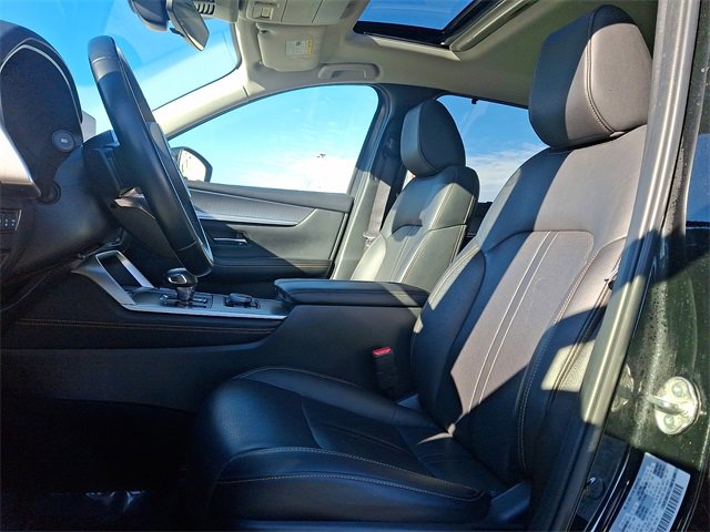 Used 2025 MAZDA CX-70 3.3 Turbo w/ Preferred Package image 13