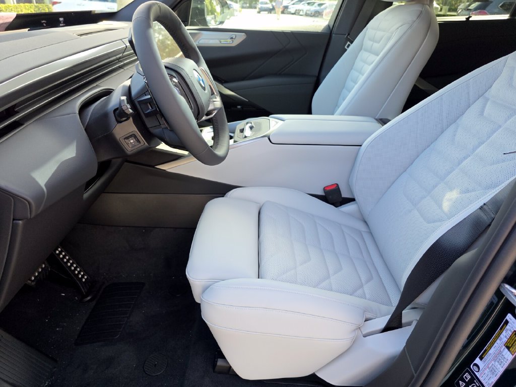 New 2027 BMW X5 xDrive40i w/ M Sport Professional Package AWD/4WD image 7