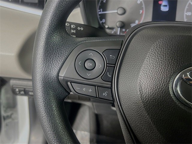 Used 2025 Toyota Corolla LE image 16