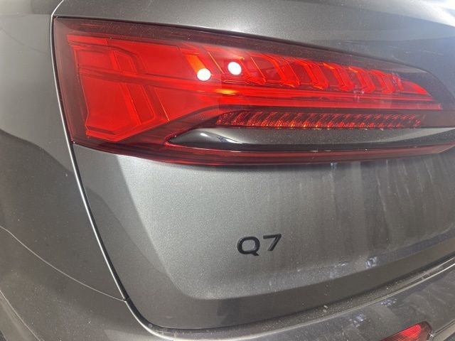 New 2026 Audi Q7 3.0T Premium Plus image 17