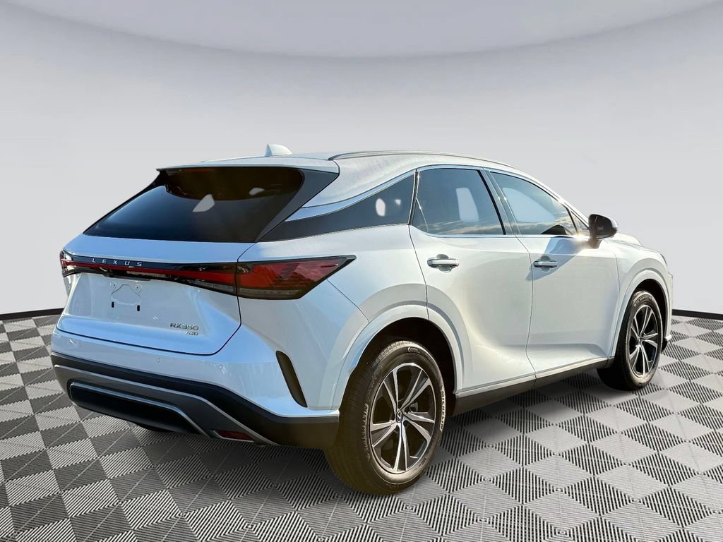 Used 2024 Lexus RX 350 Premium w/ Convenience Package AWD/4WD image 2