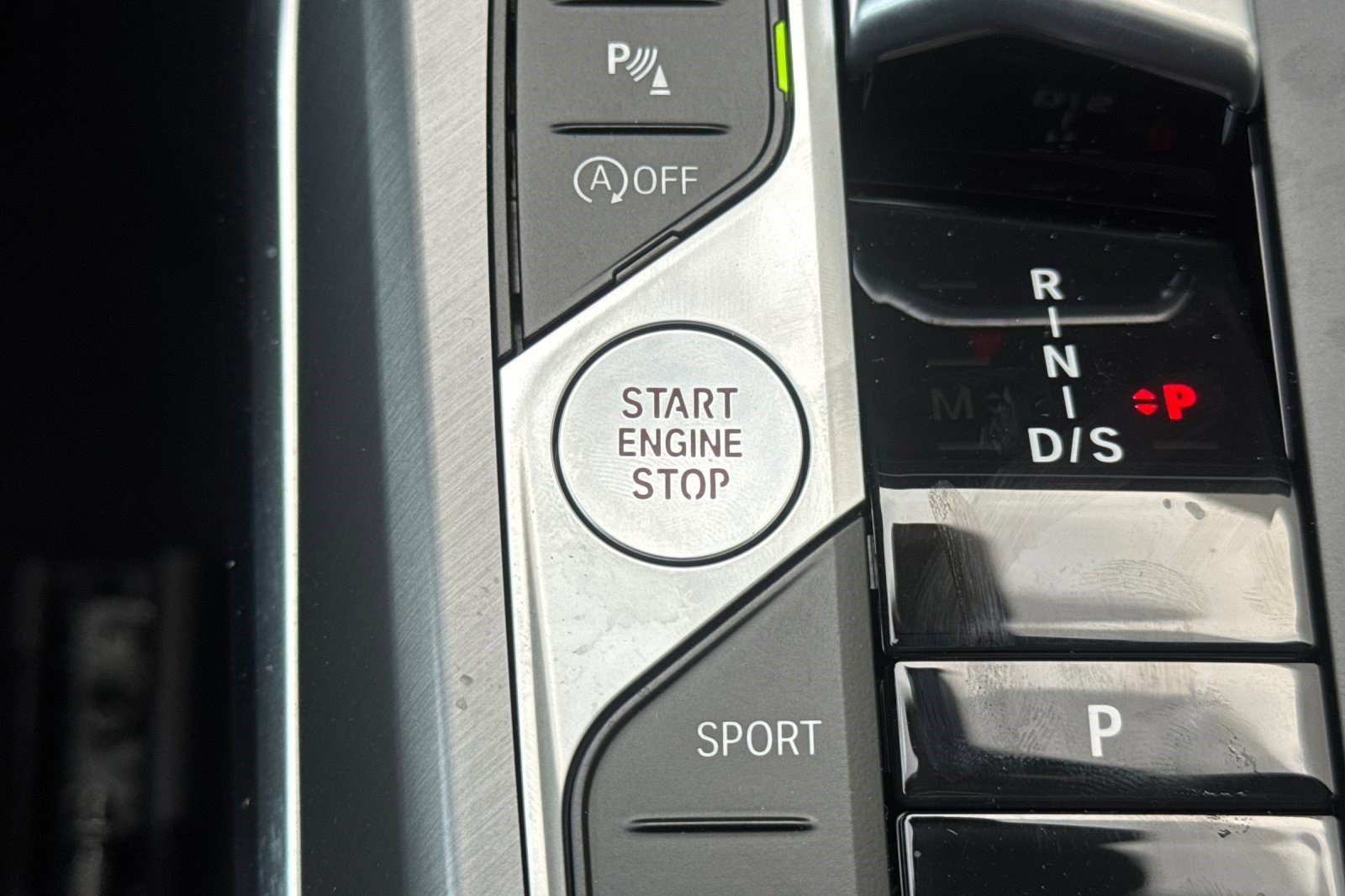 Used 2026 BMW 330i Sedan w/ M Sport Package RWD image 28