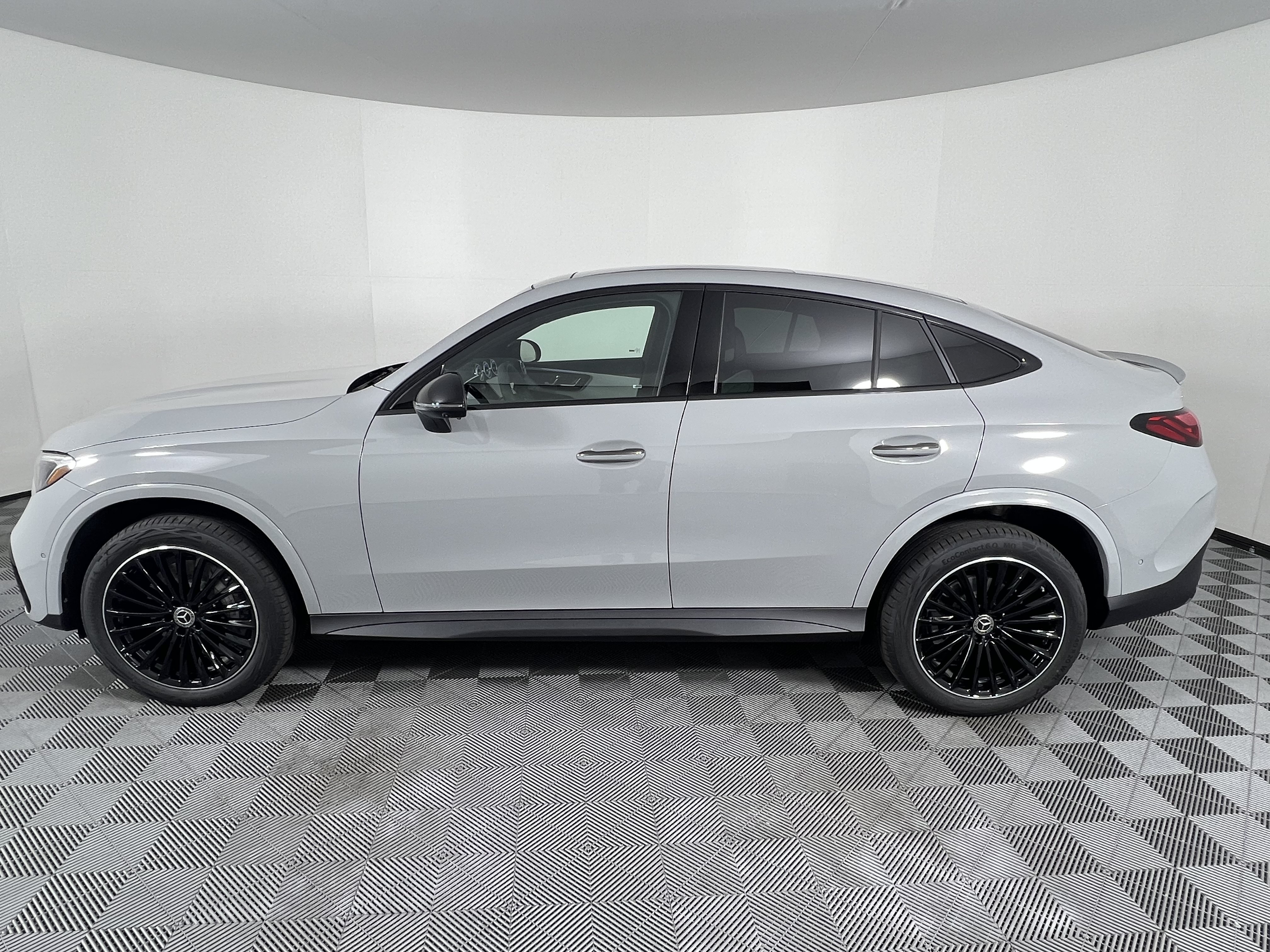 New 2027 Mercedes-Benz GLC 300 4MATIC image 8