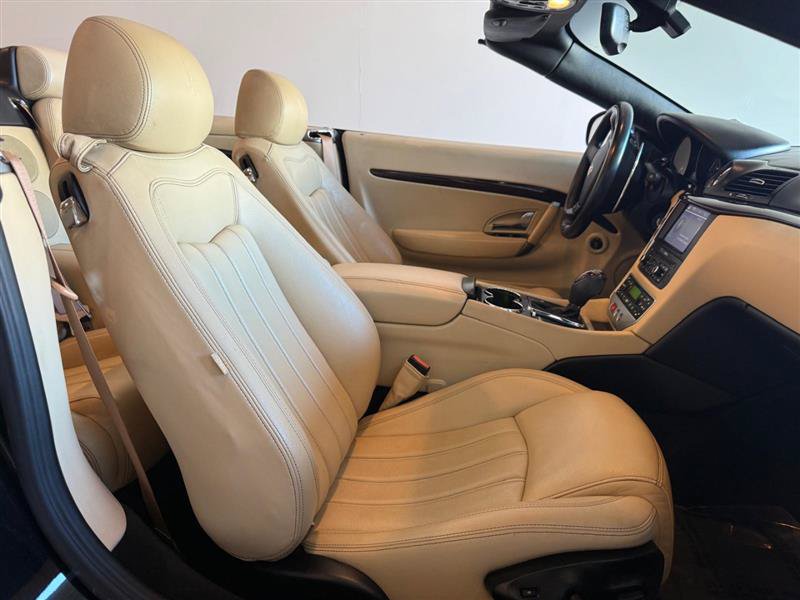 Used 2010 Maserati GranTurismo Convertible RWD image 28