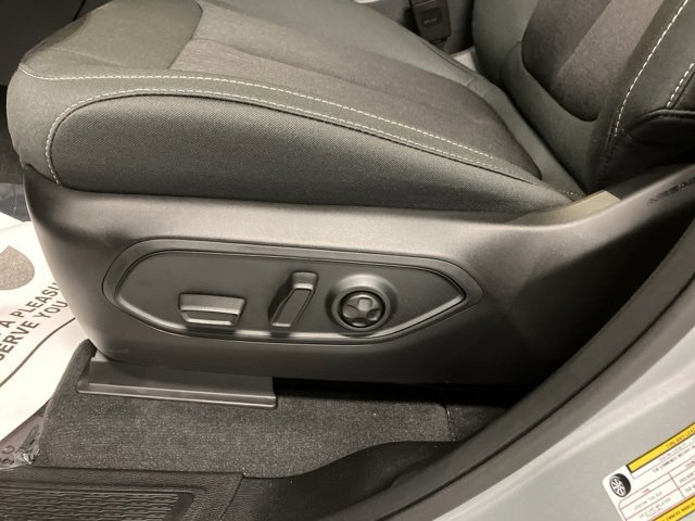 Used 2025 Jeep Grand Cherokee Laredo X w/ Luxury Tech Group I image 19