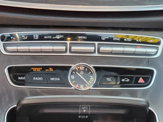 Used 2018 Mercedes-Benz E 400 4MATIC Sedan image 27