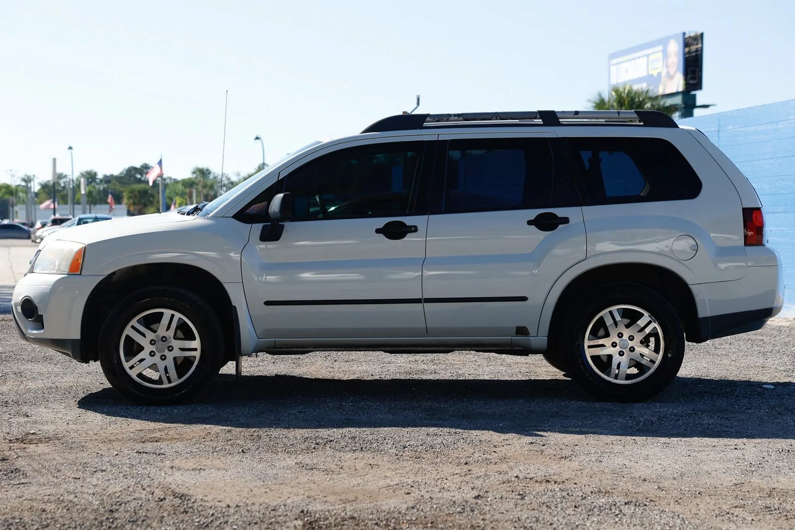 Used 2006 Mitsubishi Endeavor LS FWD image 3