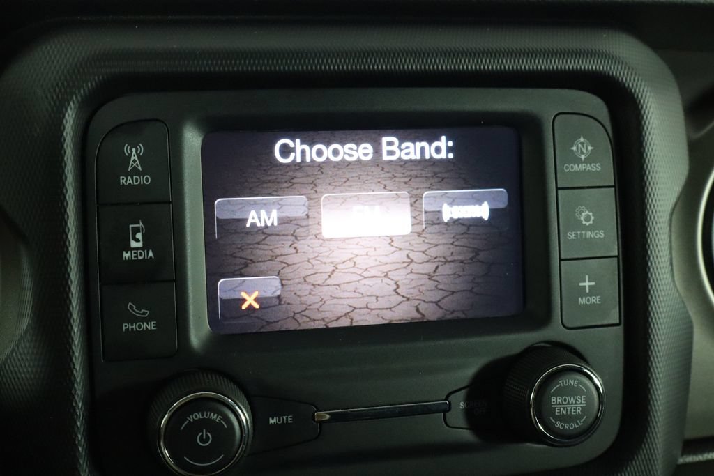 Used 2021 Jeep Wrangler Sport AWD/4WD image 29