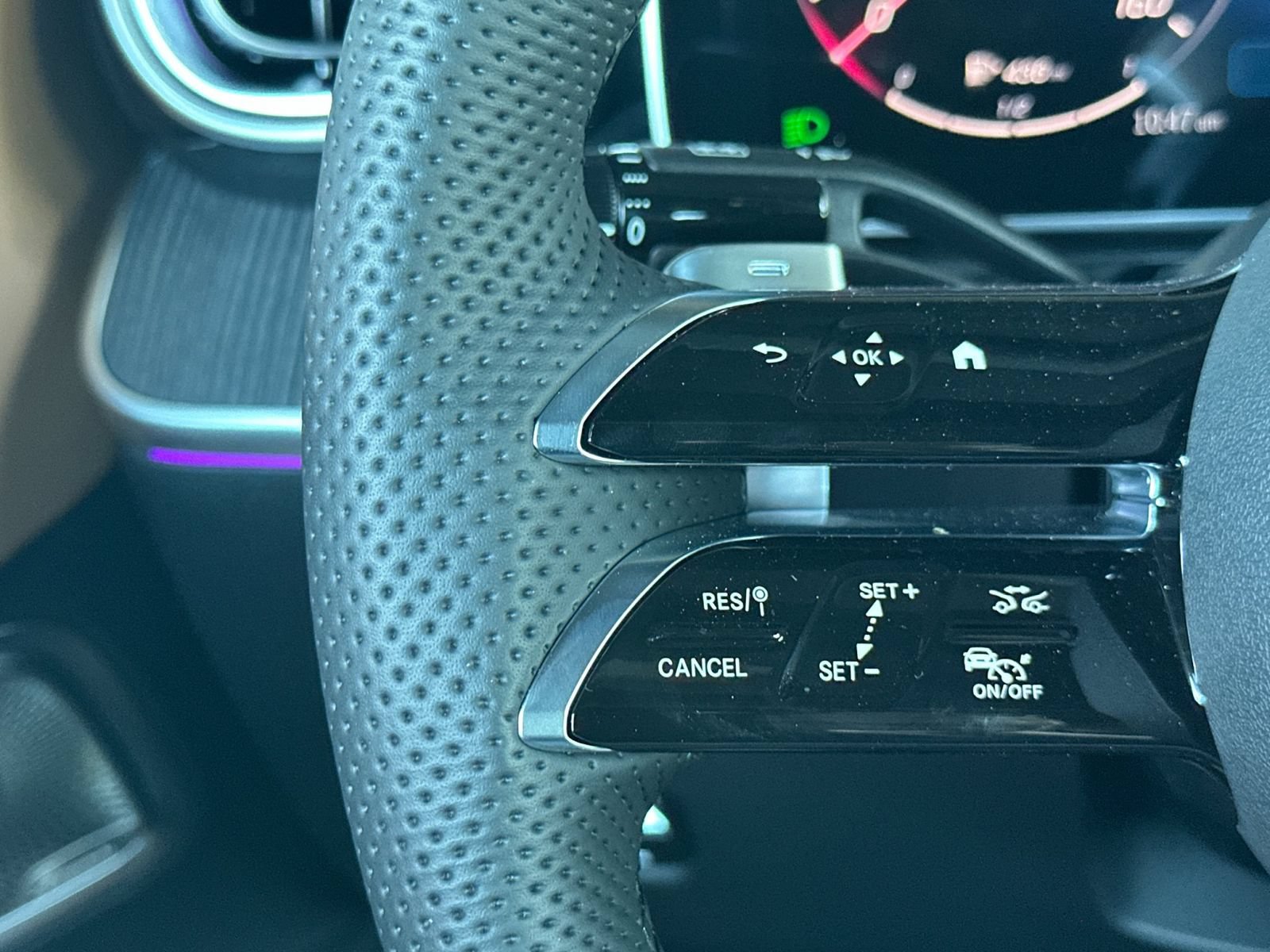 New 2026 Mercedes-Benz CLE 300 4MATIC Coupe image 25