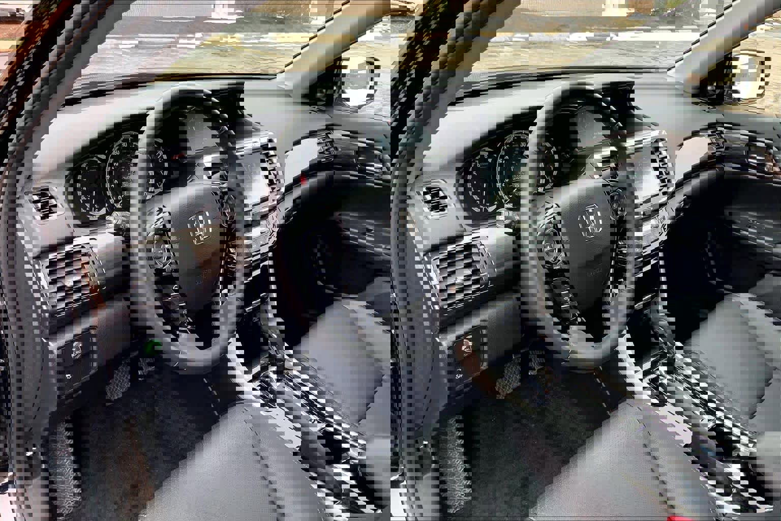 Used 2017 Honda Accord EX-L image 18