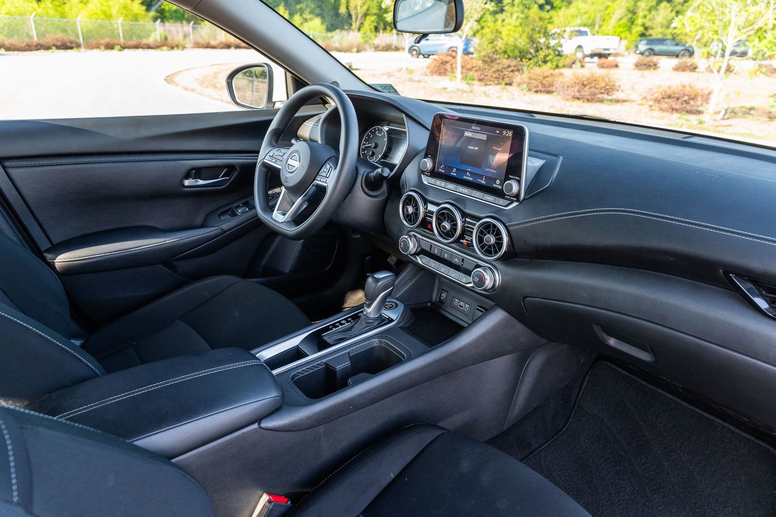 Used 2025 Nissan Sentra SV image 12