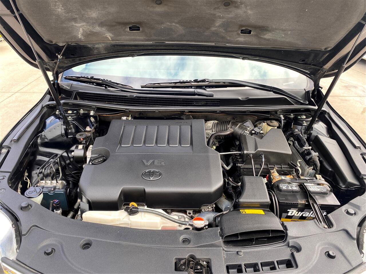 Used 2016 Toyota Avalon Limited image 16