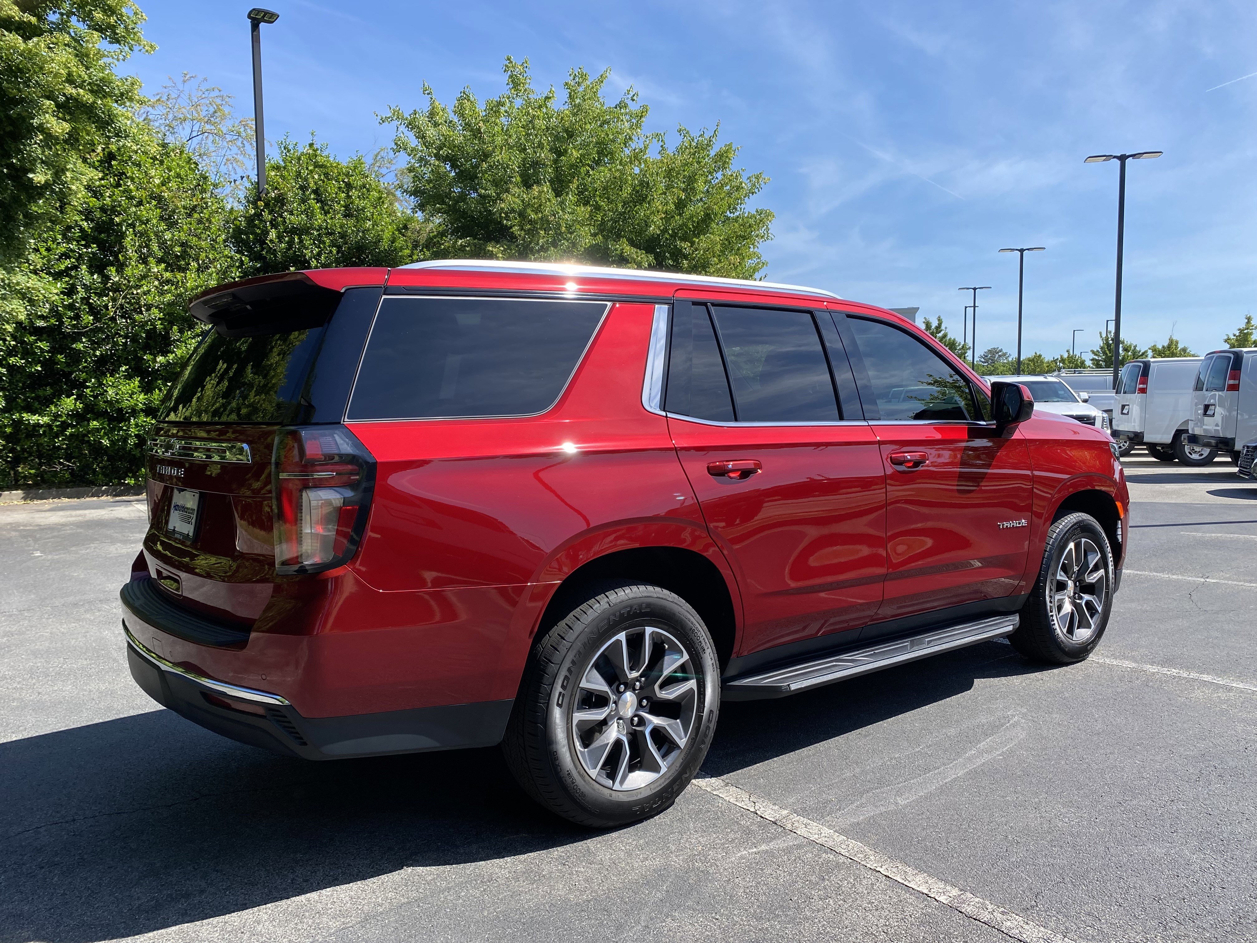 Used 2023 Chevrolet Tahoe LS RWD image 9