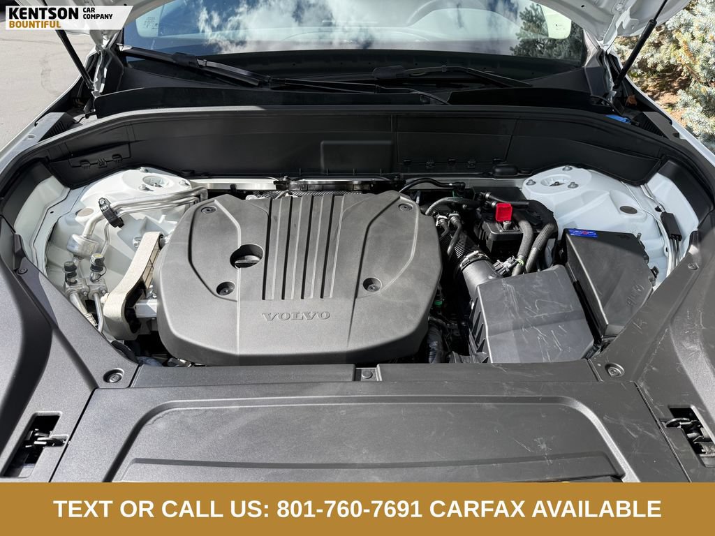 Used 2025 Volvo XC90 B5 Plus AWD/4WD image 28