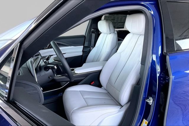 New 2026 Cadillac Lyriq Sport RWD image 10