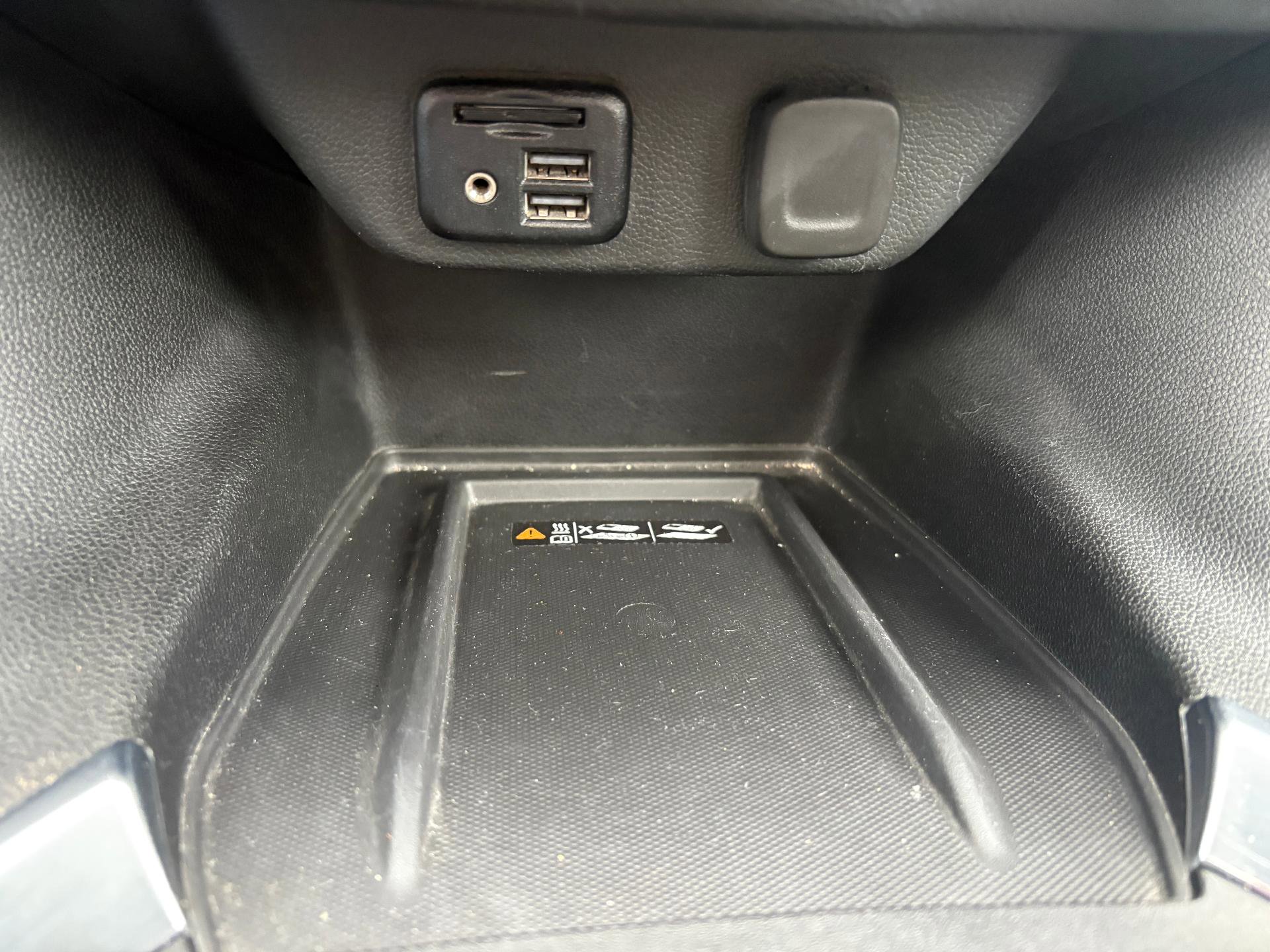 Used 2023 Chevrolet Traverse Premier w/ LPO, Floor Liner Package image 28