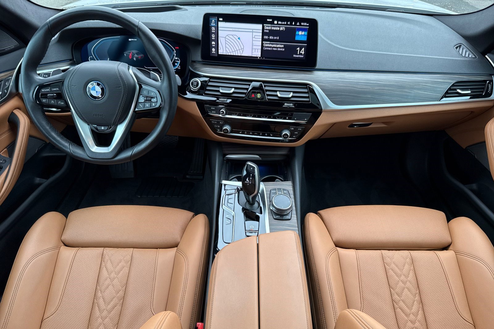 Certified 2023 BMW 530e w/ Premium Package image 17