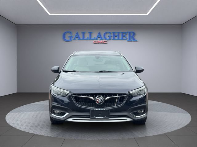 Used 2018 Buick Regal Preferred w/ Sights and Sounds Package AWD/4WD image 12