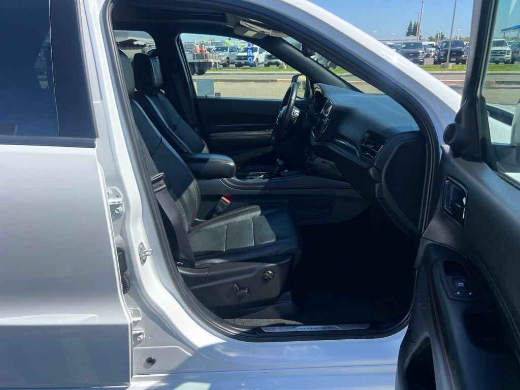 Used 2025 Dodge Durango GT AWD/4WD image 33