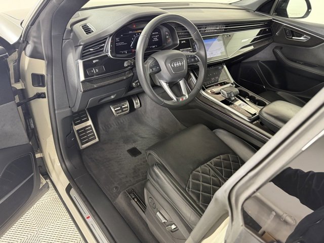 Used 2023 Audi SQ8 Premium Plus w/ Executive Package image 10